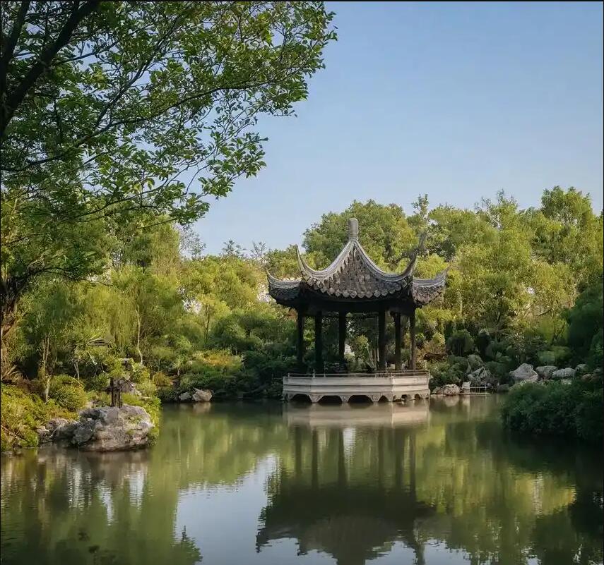 重庆巴南半知餐饮有限公司